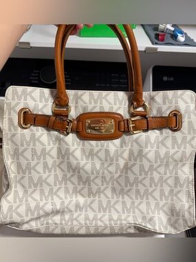 Michael Kors Cream Hamilton Tote Bag